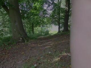 Alasti sisse a metsas ja fields lähedal henley england: seks film 71