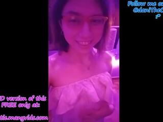 Cantik pinay tranny movs off her new room and her charming body to you