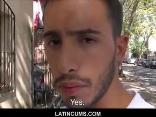 Lurus latino gay kekasih fucked untuk wang
