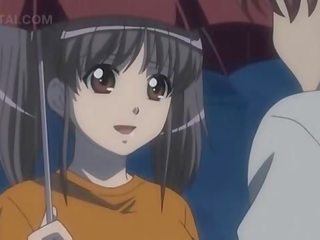 Anime e ëmbël i ri grua tregon të saj pecker duke thithur aftësi